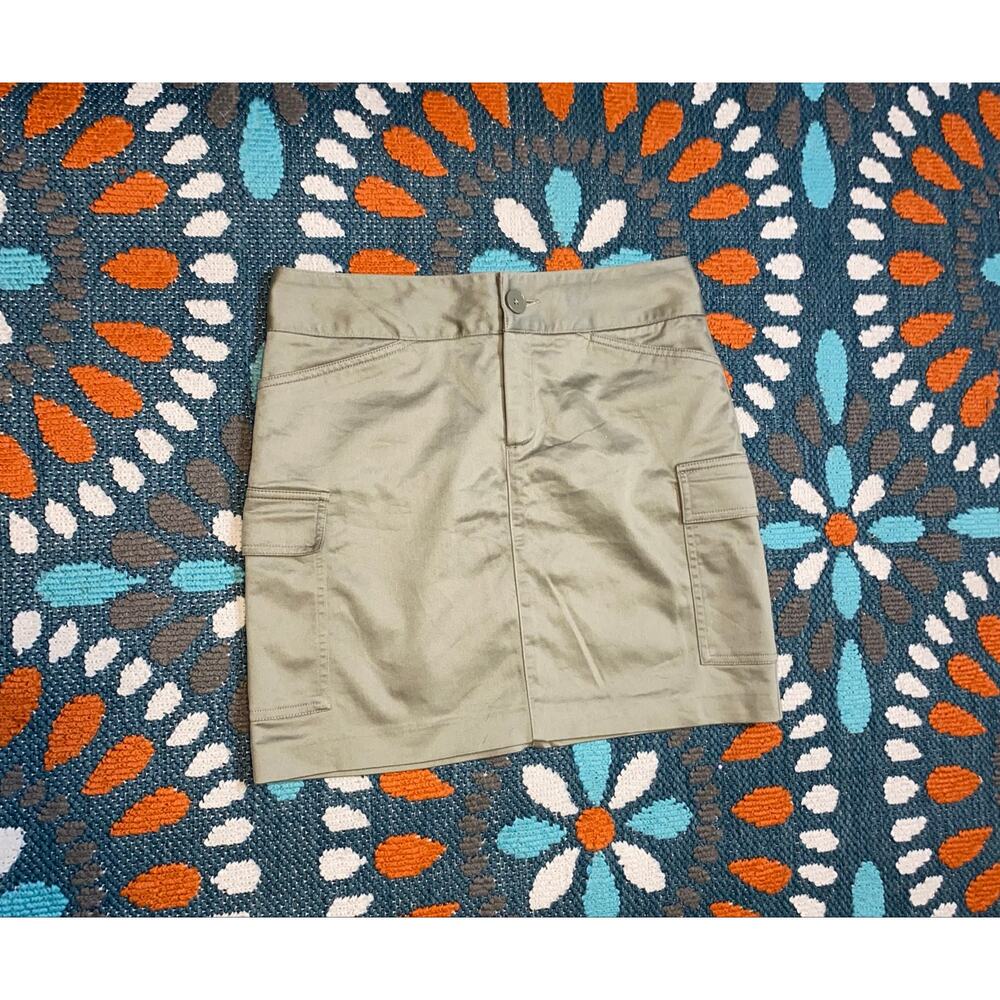 Banana Republic Factory Olive Cargo Mini Skirt Size 2